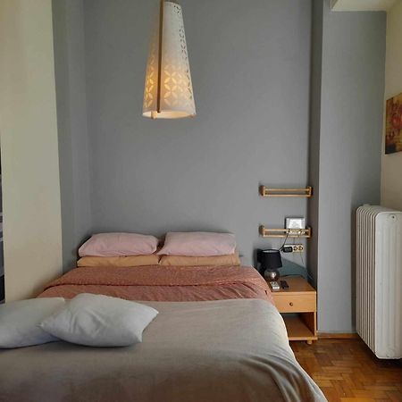 Apartament For Harbor Travelers Pireus Zewnętrze zdjęcie