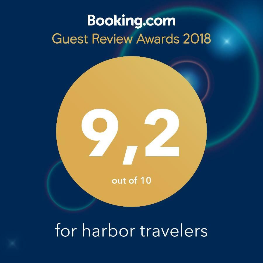 Apartament For Harbor Travelers Pireus Zewnętrze zdjęcie