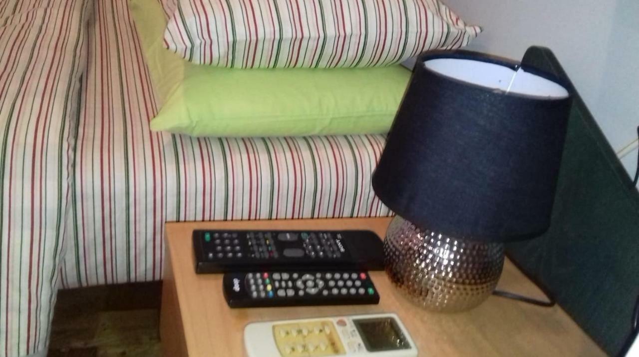 Apartament For Harbor Travelers Pireus Zewnętrze zdjęcie
